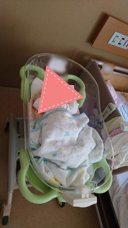 釧路の日赤病院（赤十字病院）　産後に赤ちゃんが過ごすベッド（コット）